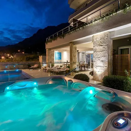 Apartment Jolara With Heated Pool